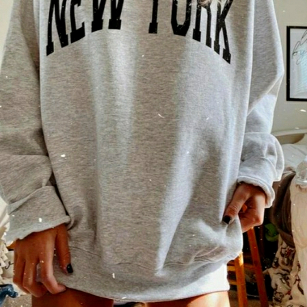 Oversized sweatshirt
